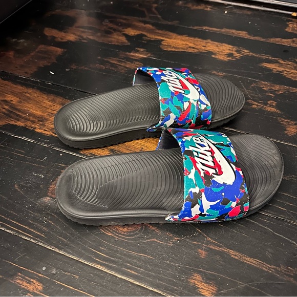 Multi colored Youth Nike Slides - Picture 4 of 8
